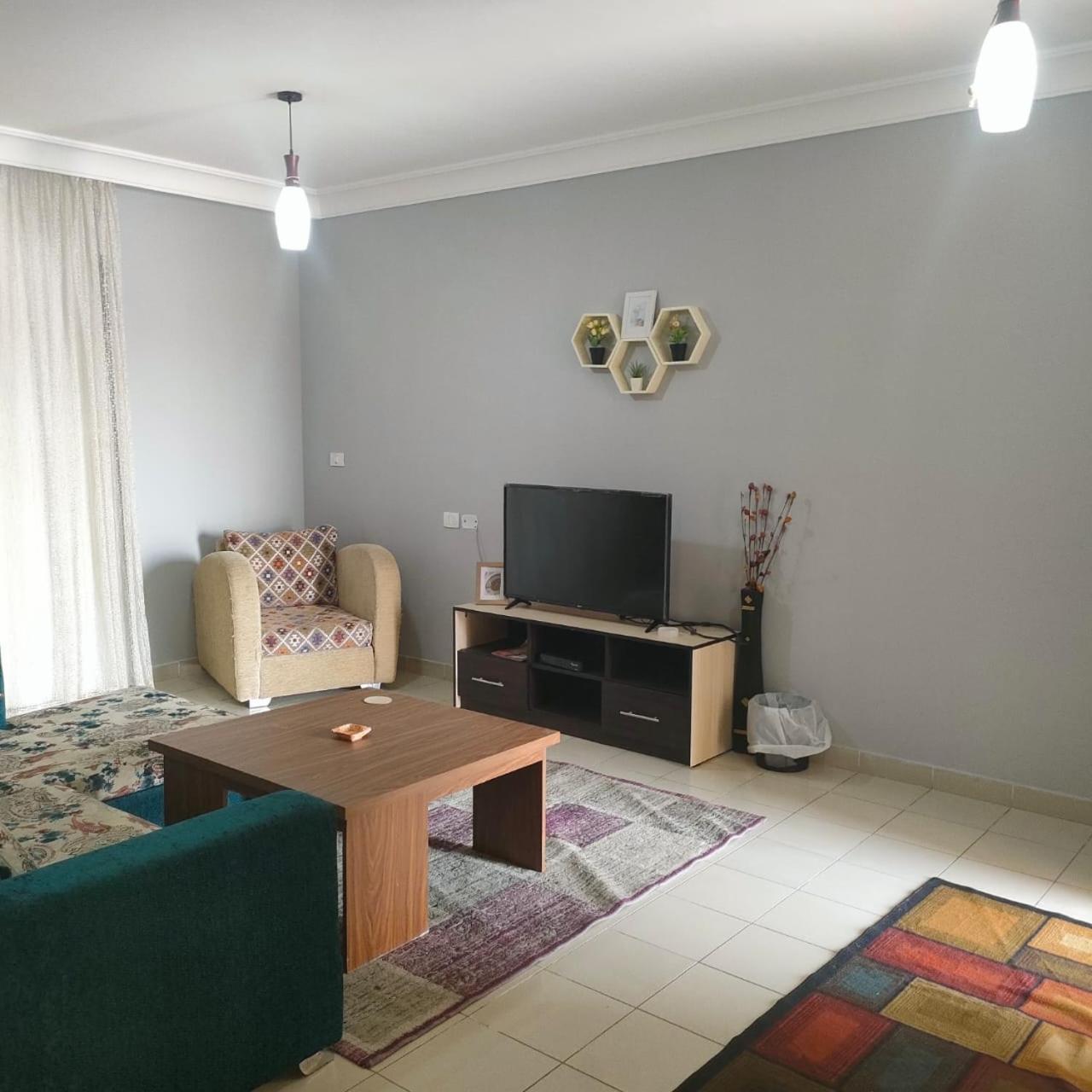 One Bedroom Apt At The View - B104 フルガダ エクステリア 写真