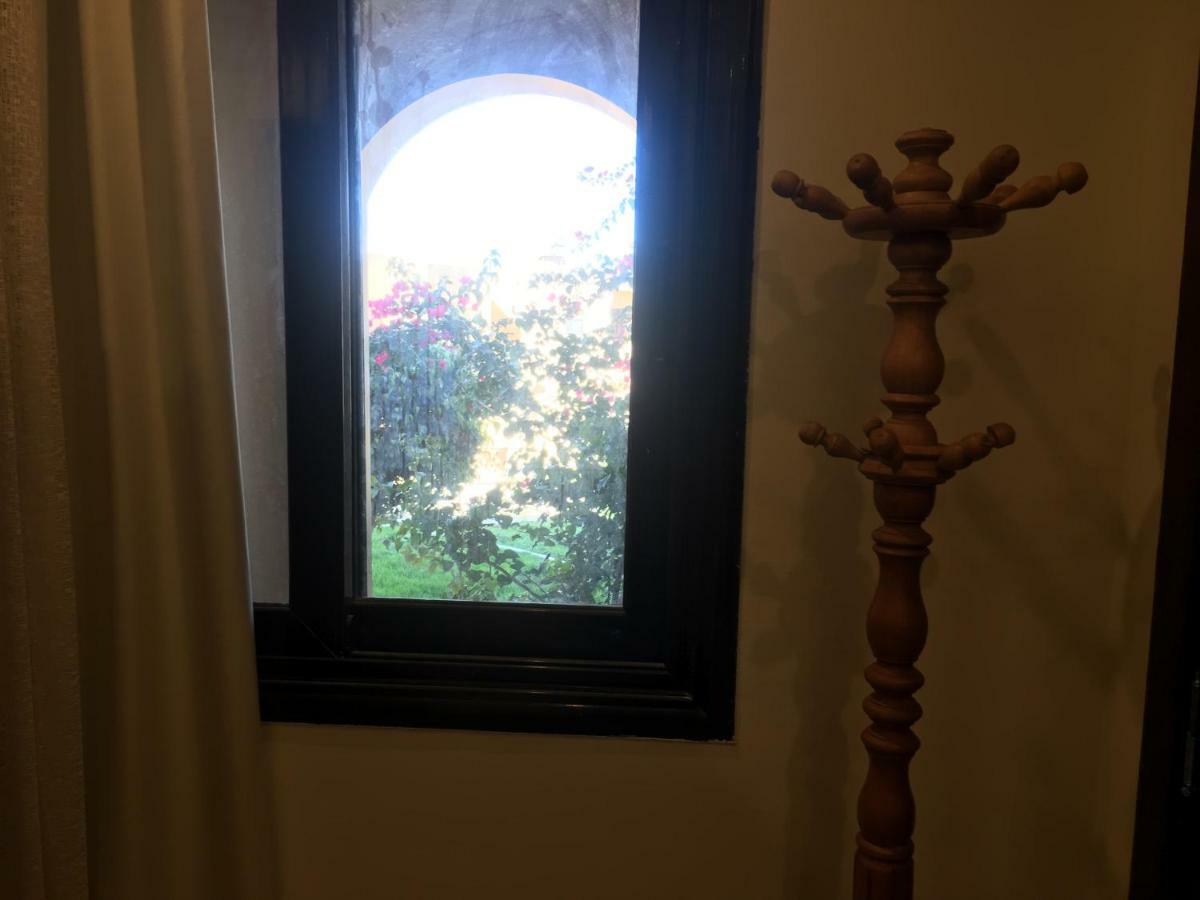 One Bedroom Apt At The View - B104 フルガダ エクステリア 写真
