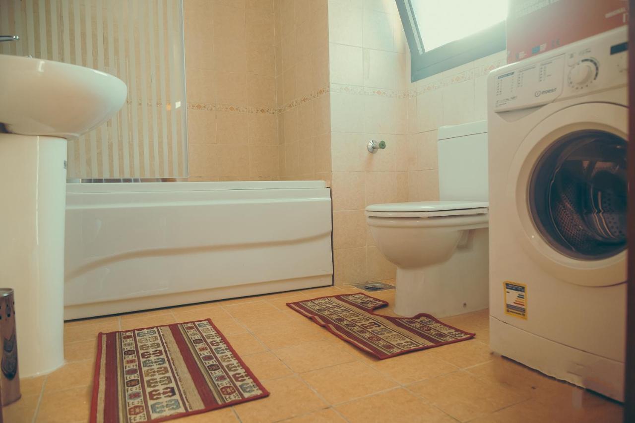 One Bedroom Apt At The View - B104 フルガダ エクステリア 写真